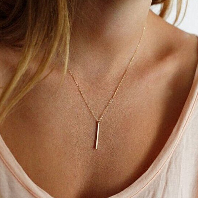 Collier pendentif Fashion mode - motifs barre verticale_