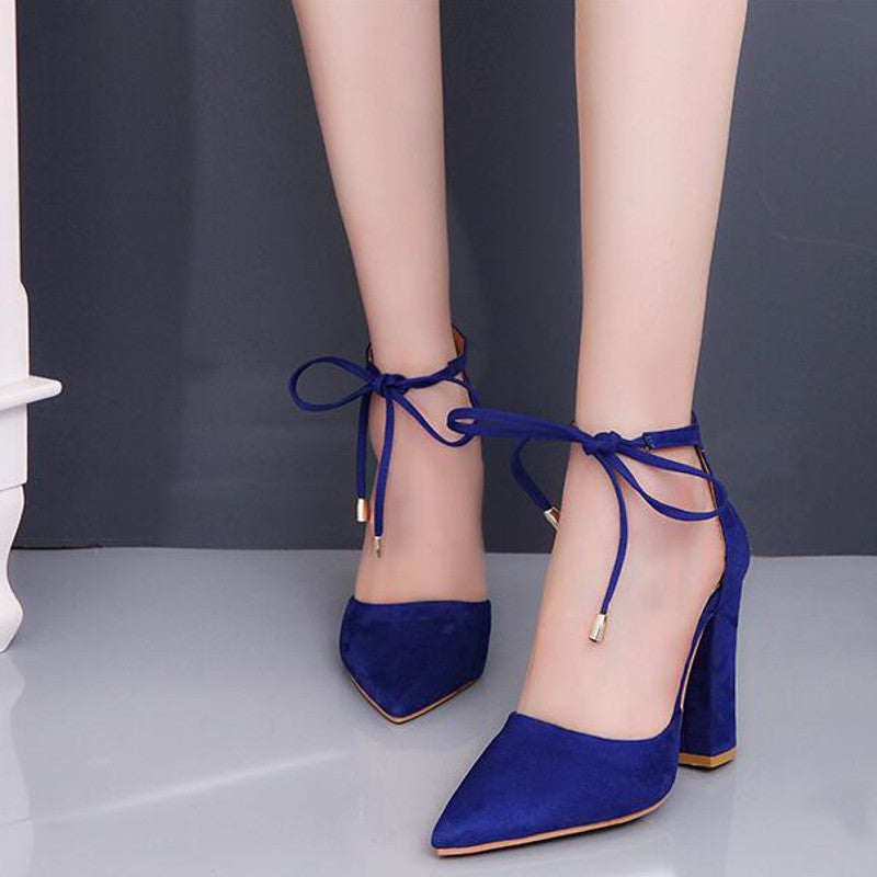 Chaussure talon carré bout pointu discount